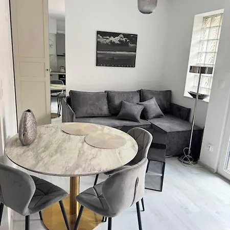 Na Wodzienowskiego Apartment